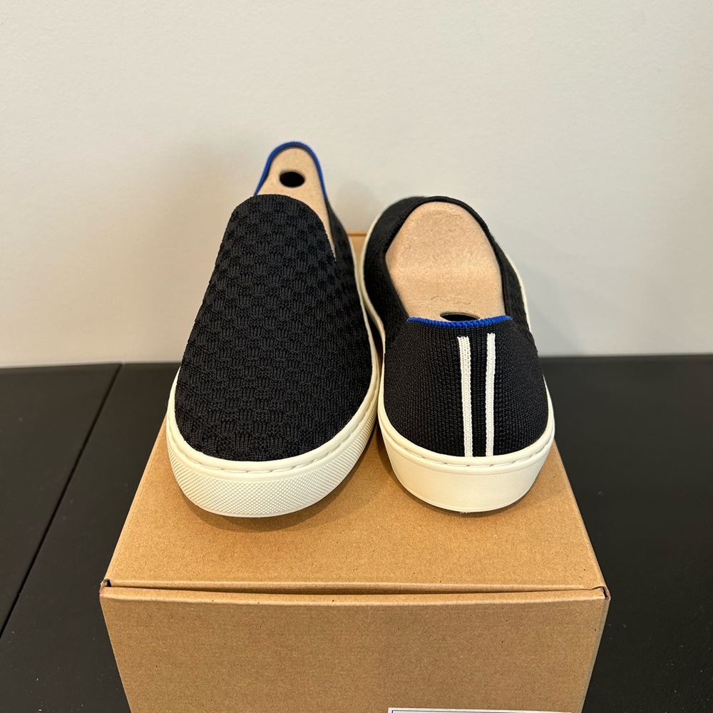 NWT Rothy’s Original Slip On Sneakers - Black Sand DISCONTINUED LIMITED EDITION